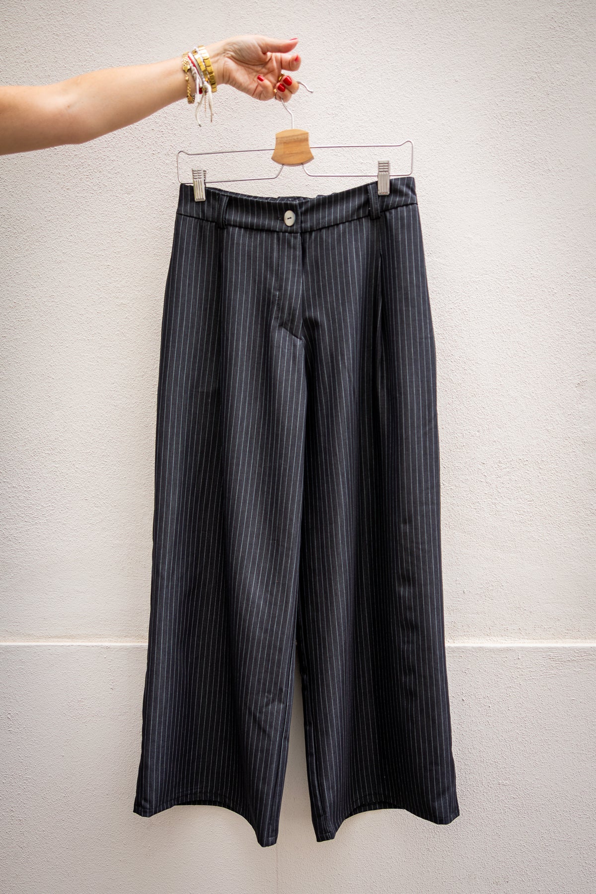 Calça Preta e Branca